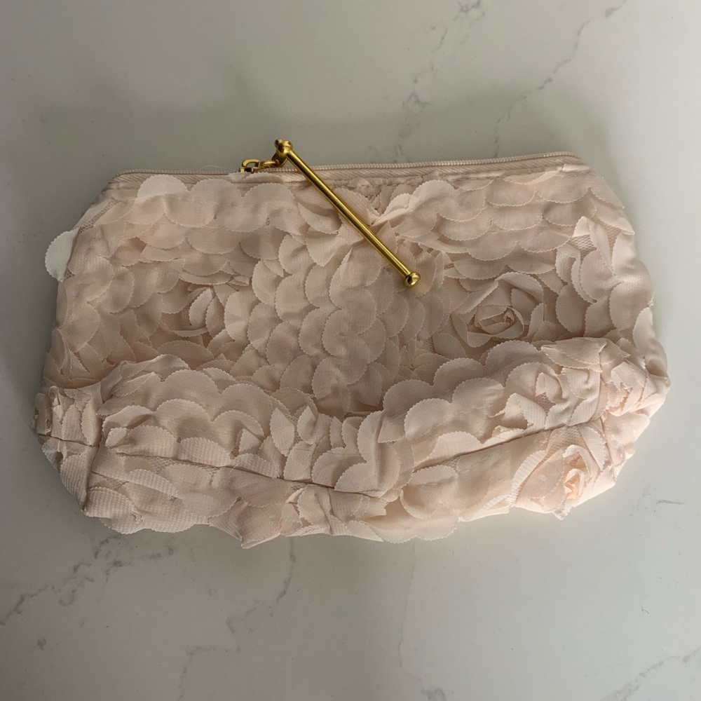 H&M Pink Petal Clutch NWT 🌸